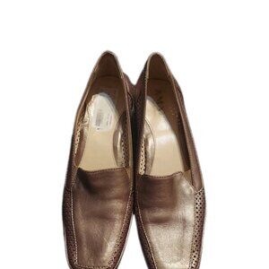 Amalfi by Rangoni Women's Mesh Cut Out Leather Loafer Flats Siz 7AAAA Gold Italy